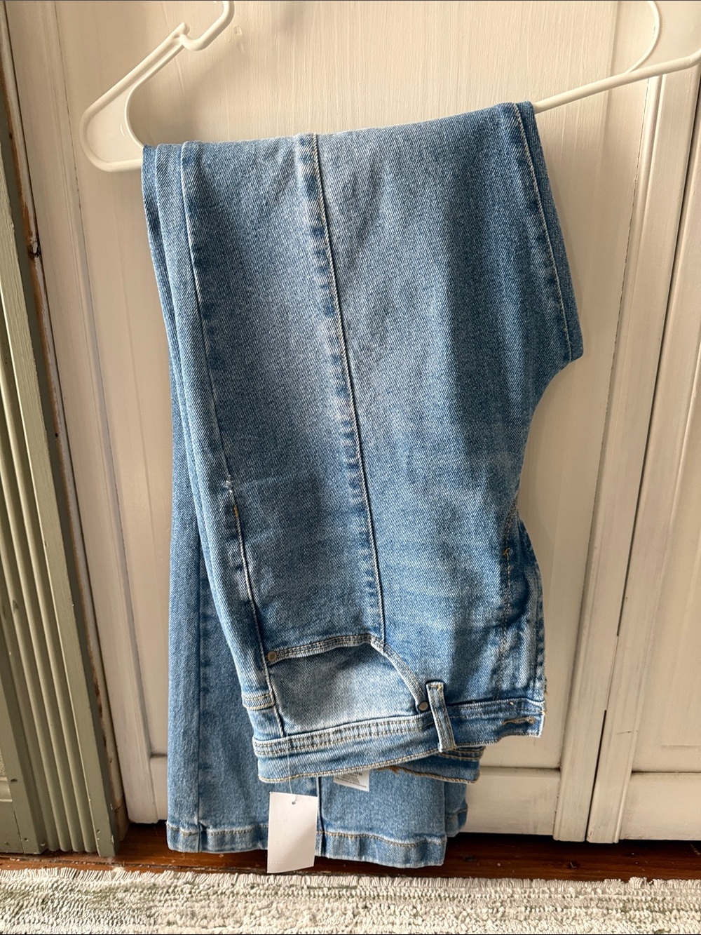 Kensie Light Blue Straight Leg Jeans